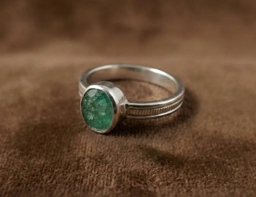 Sterling Silver Oval Green Emerald Gemstone Ring